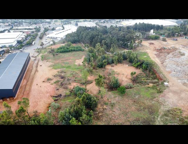 42,000M² VACANT LAND FOR SALE IN MEADOWDALE